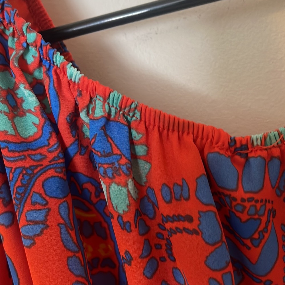Open-back blouse - Picture 5 of 5